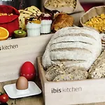 Ibis Hotel 2*