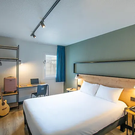 Ibis Hotel