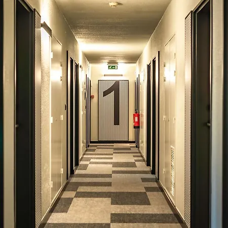 Ibis Hotel 2*