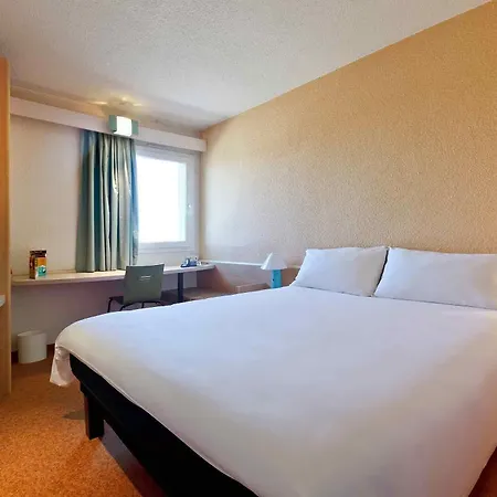 فندق Ibis غيمارايش