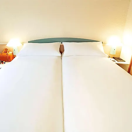 Ibis Гимарайнш