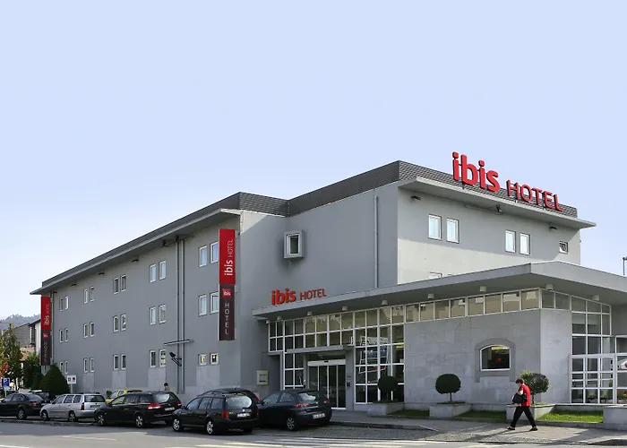 Ibis Гимарайнш