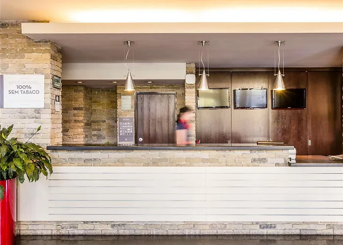 Ibis ホテル ギマランイス